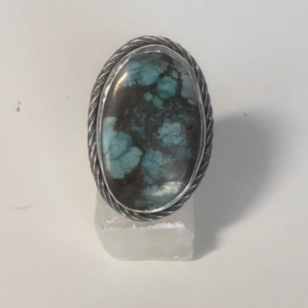 Large Oval Turquoise Sterling Silver Ring with Twisted Wire Detail on Triple Ste